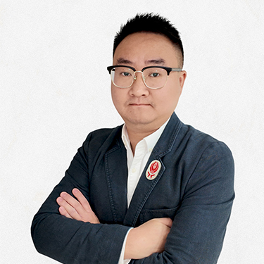 中西交流发展协会副会长 张致远